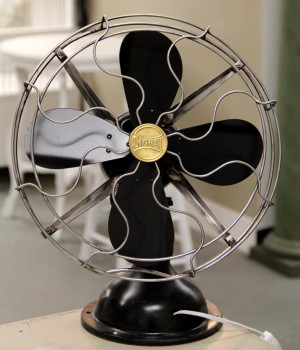 Vintage Spaghetti Wire SIGNAL Table Fan