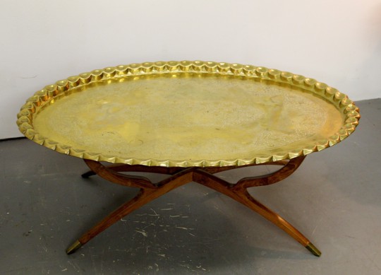Hollywood Regency Oval Brass Tray Table on Mid-Century Folding Base with Rare Brass Feet