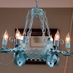 Snazzy Blue Metal Chandy