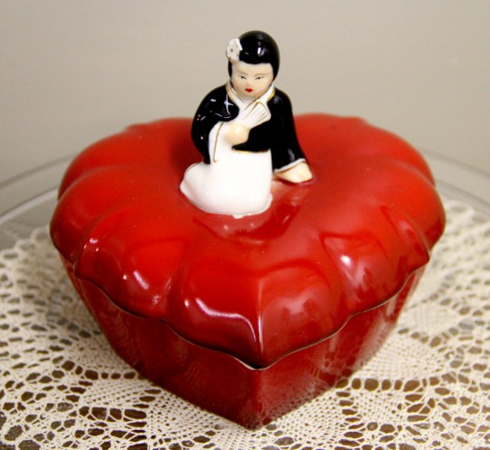 Occupied Japan Covered Heart Dish