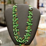 Pretty Vintage Glass Bead Necklace
