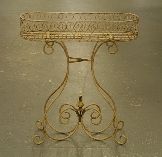 Sweet Vintage Iron Plant Stand (SOLD)